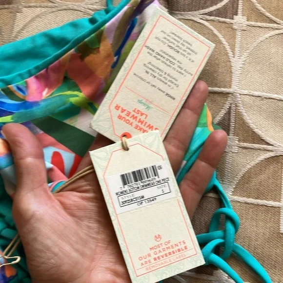 Maaji high waisted swim bottoms small - Picture 5 of 5